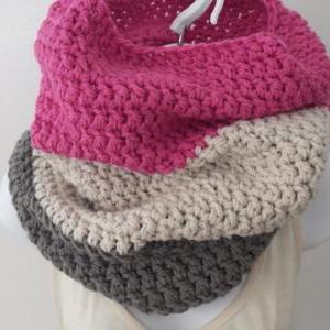 Colorblock Crochet Cowl