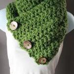 Coconut Button Crochet Cowl